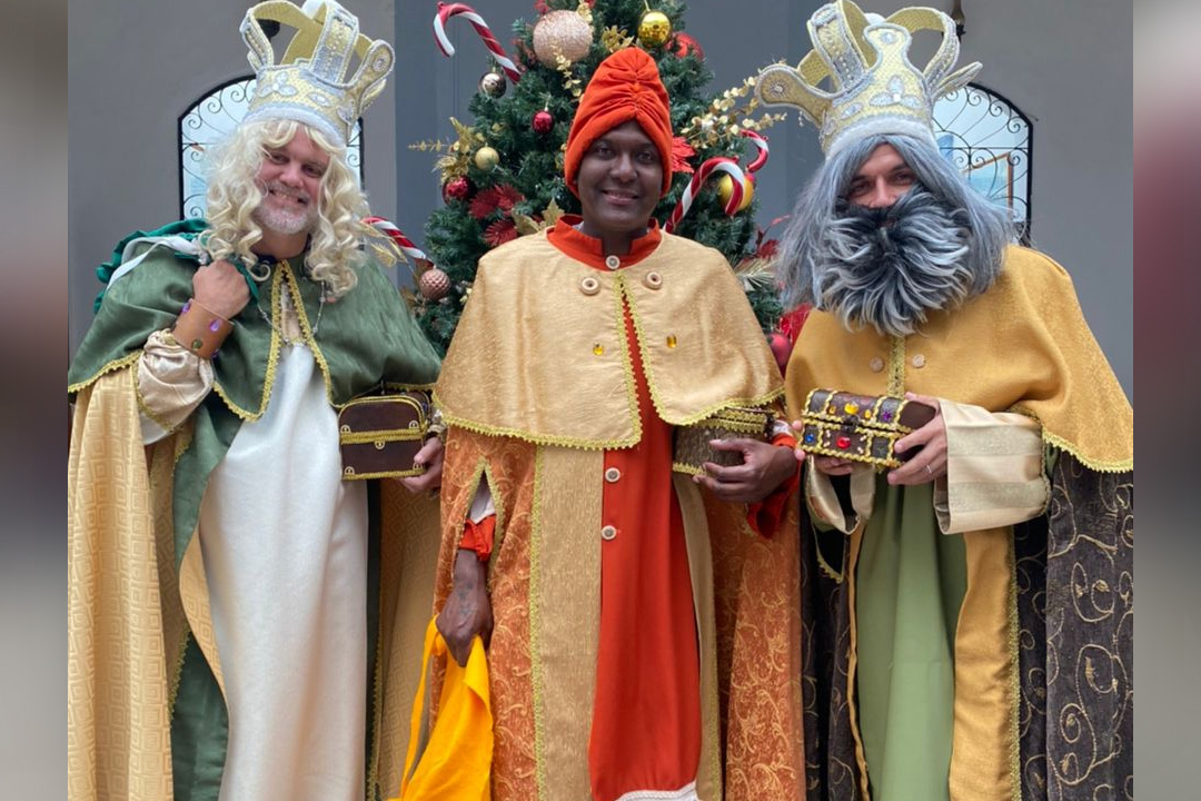 Los reyes magos visitaron a los más pequeños de la casa