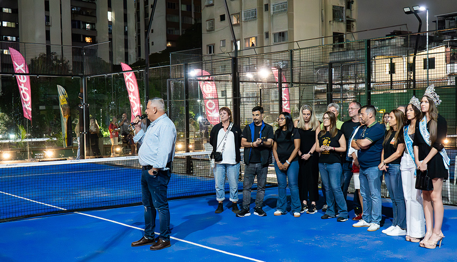 ¡Ya puedes hacer uso de nuestras nuevas canchas de pádel!
